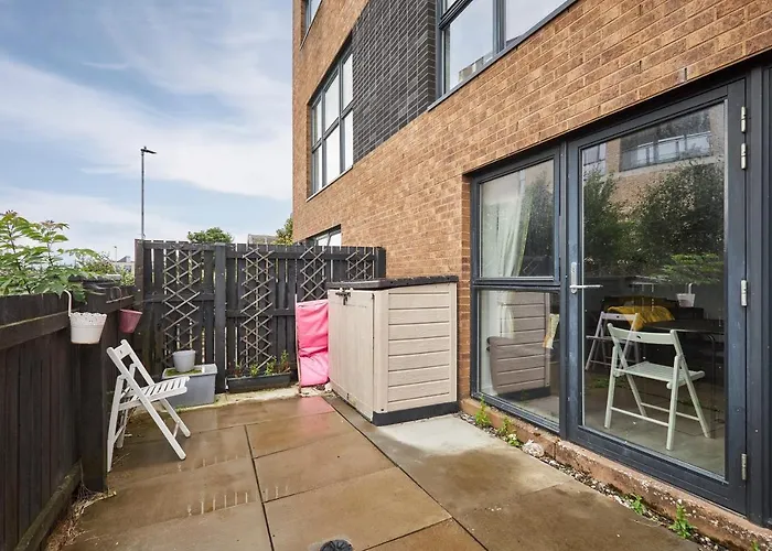 Apartment Host & - London Avenue Glasgow