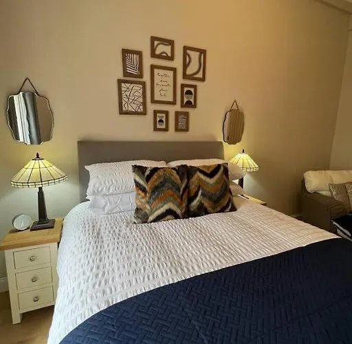 Luxury Victorian Spacious Flat * グラスゴー