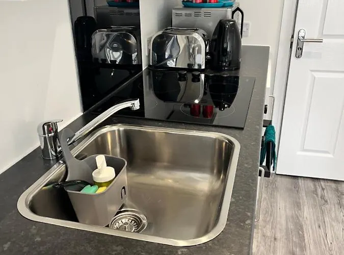 Modern Comfy One Bed - Free Parking Apartament