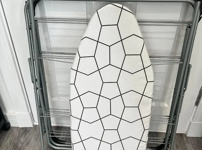 Modern Comfy One Bed - Free Parking Apartament