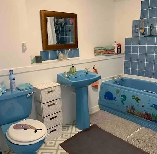 Apartament Facing Spacious Free Parking Glasgow