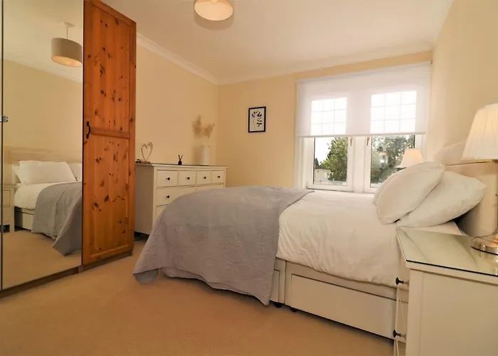 Apartment Signature - Lincoln View