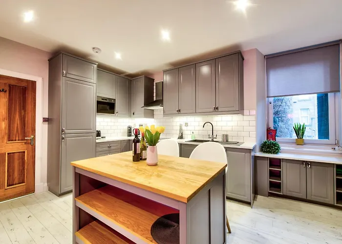 Stylish & Spacious 3 Bedroom In Finnieston, West End * Γλασκώβη