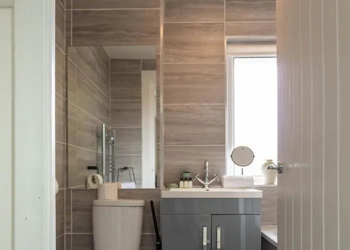 Winton House בית נופש *