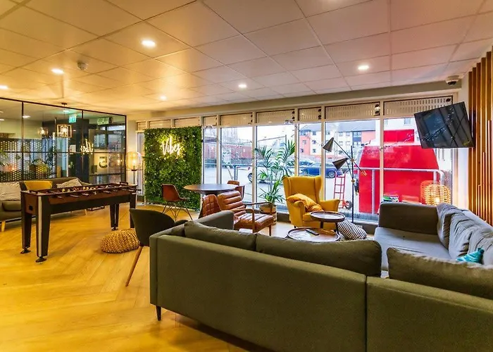 For Students Only Buchanan View In * Glasgow