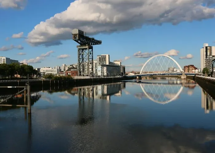 Cosy 1 Bed With Parking In City Centre Apartament