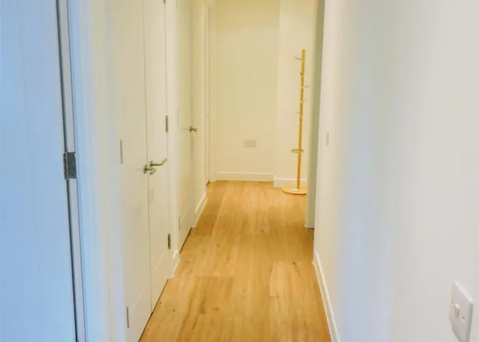 Brand New Gorgeous 2 Bed In Finnieston Διαμέρισμα *