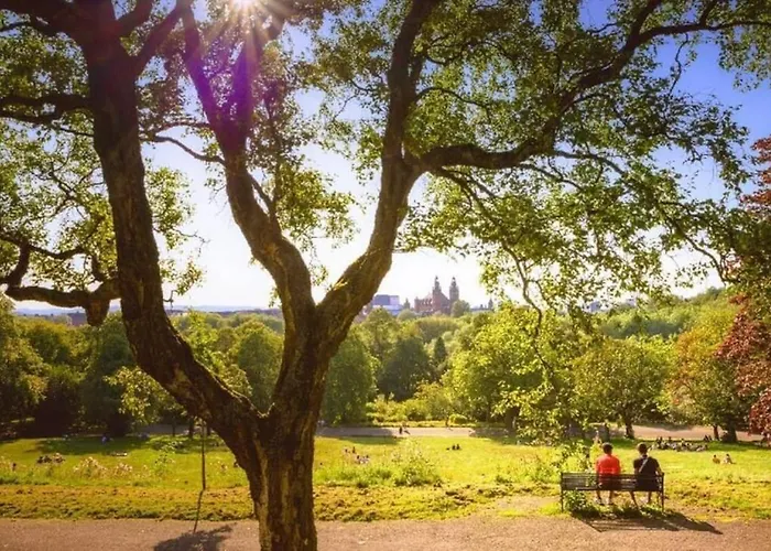 Stylish & Spacious 3 Bedroom In Finnieston, West End * Γλασκώβη