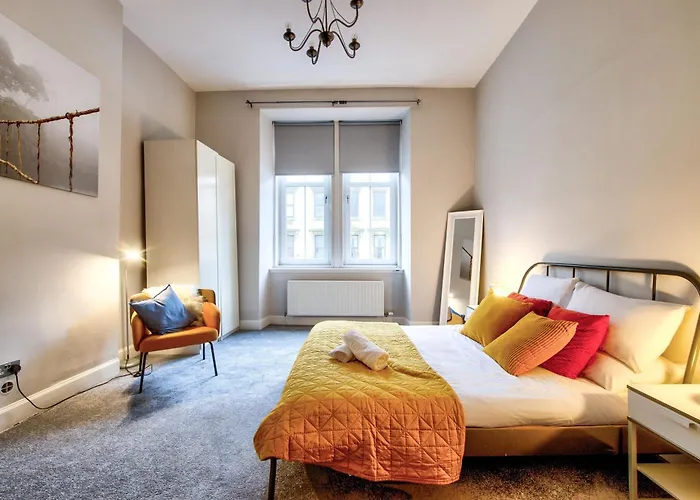 Stylish & Spacious 3 Bedroom In Finnieston, West End Apartment Glasgow