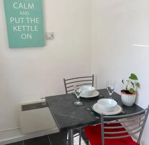 Appartement Comfy 1 Bedroom Flat With Free Parking