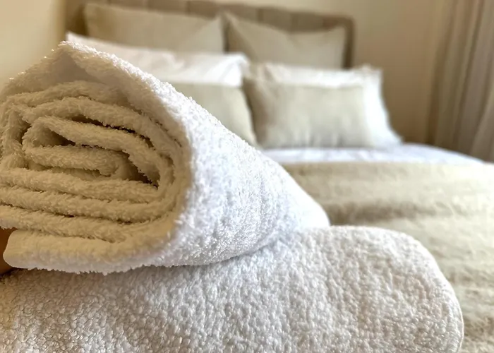 Privat bolig Private With En-suite And Parking In Shared Flat