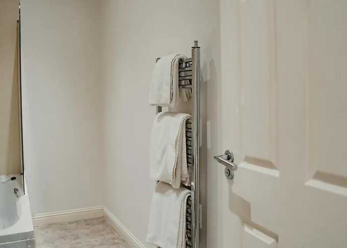 Royal Chambers Serviced * Glasgow