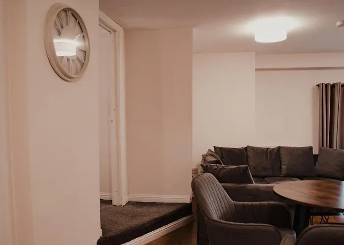 Royal Chambers Serviced Apartamento *