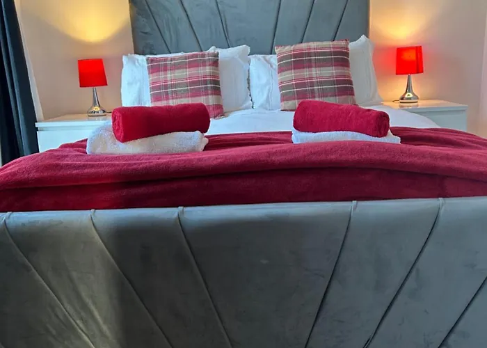 Riverside Apartments Daire