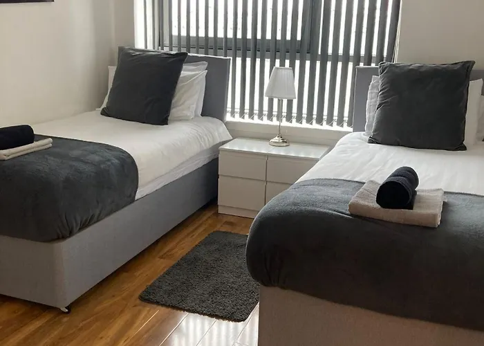 Daire Riverside Apartments