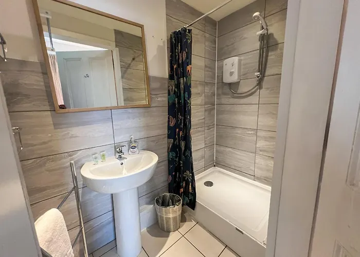 Garnethill Charm 3 Bed Flat * 글라스고