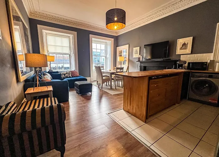 Garnethill Charm 3 Bed Flat * 글라스고