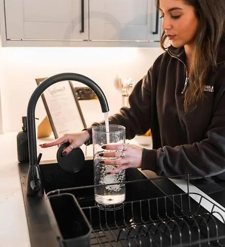 The West End Retreat - Your Luxurious 5* * Glasgow