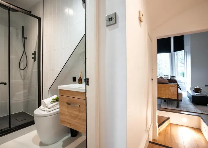 The West End Retreat - Your Luxurious 5* * Glasgow
