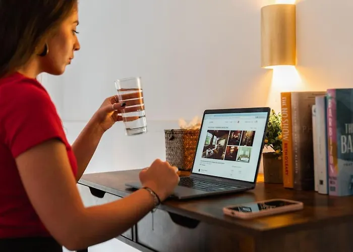 The West End Retreat - Your Luxurious 5* *