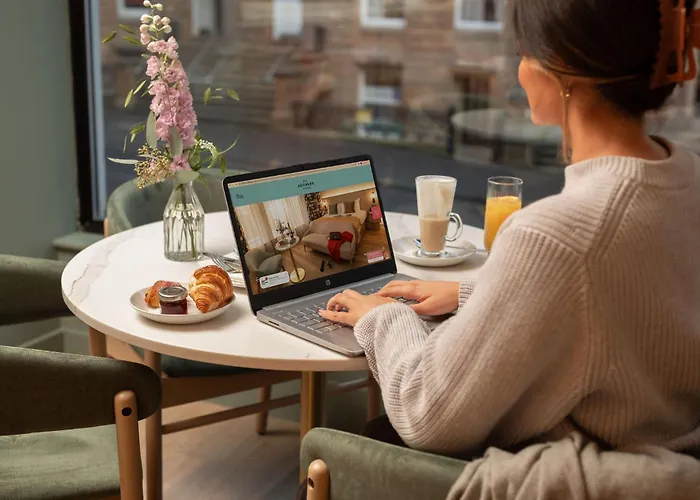 Szálloda The Address 4*