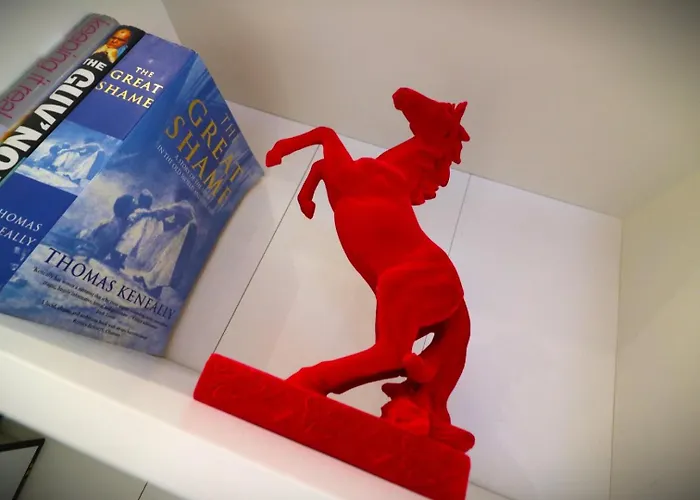 Glas Go Executive 2-bedroom Near Ovo Hydro Free Parking Apartment