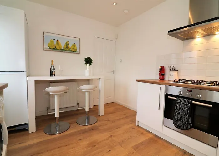 Signature - Gordon House