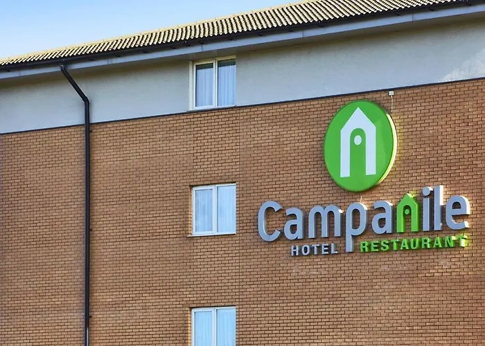 Premier Braehead Hotel 3*