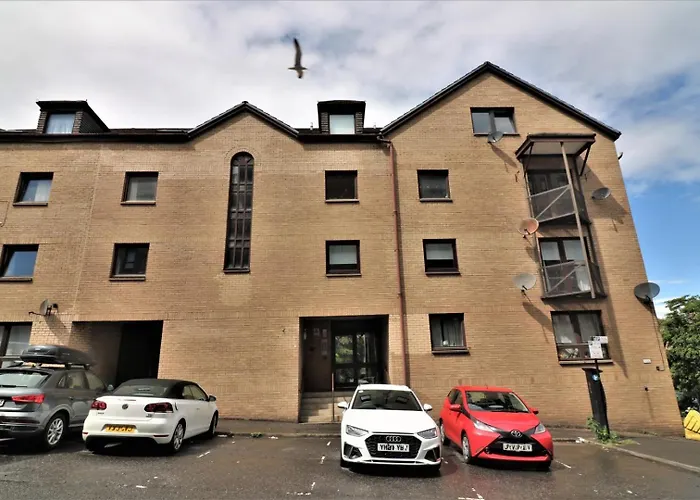 2 Bedroom At Secc Hydro Free Parking Glasgow