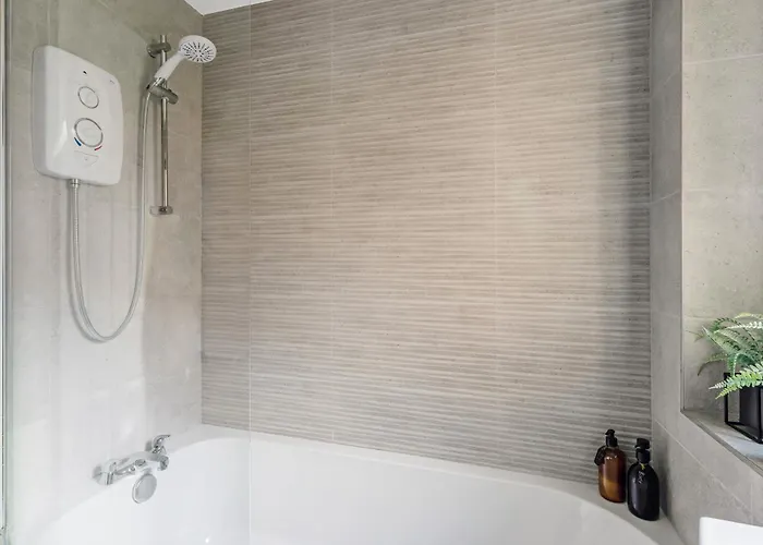 The Merchants Gem - 2bed & Free Parking Apartman *