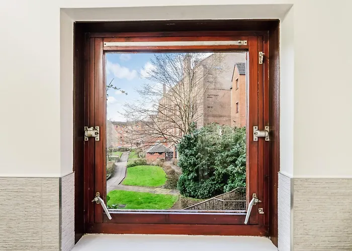 The Merchants Gem - 2bed & Free Parking Glasgow