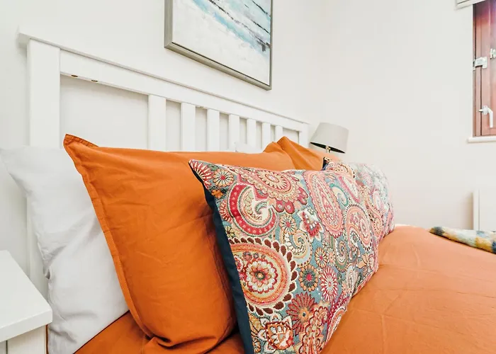 The Merchants Gem - 2bed & Free Parking *