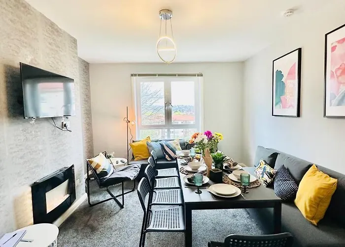 Modern Style , Separate Entrance Appartement *