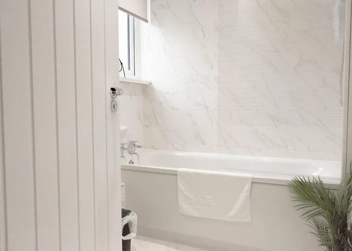 بيت للعطل Castlemilk