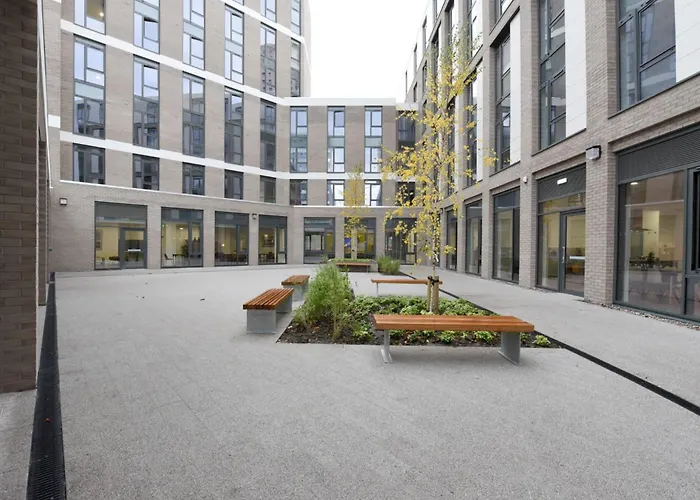 For Students Only St Mungo's In