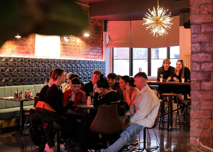 Revolver ホテル 4*