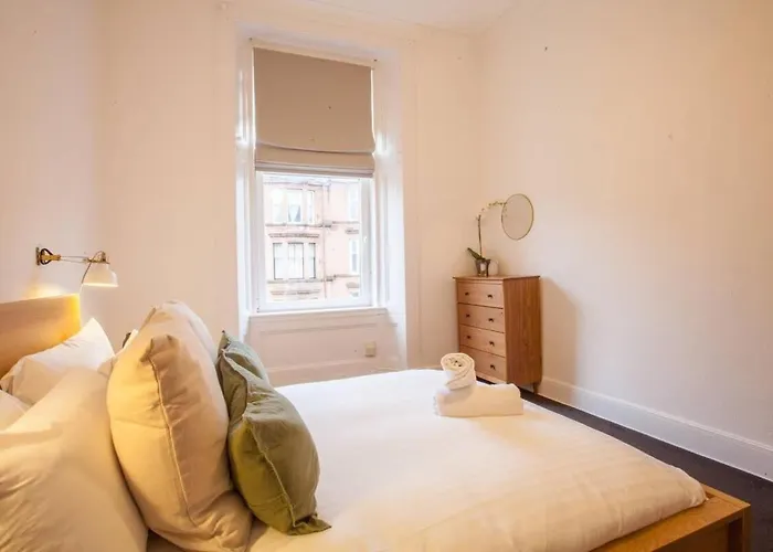 Apartment Stunning 2 Bed In Heart Of West End *