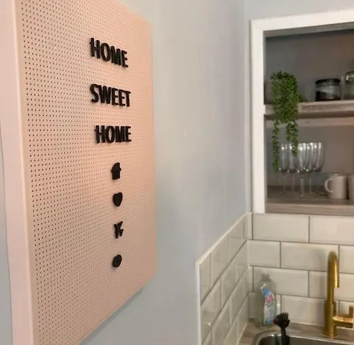 Rustic Floor West End Pad With Balcony, Parking Next To Byers Road, Aston Lane, Uni 公寓 格拉斯哥