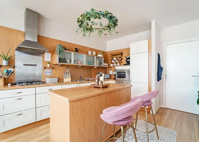 Apartamento Luxury Huge Modern Open Plan 2bedroom Flat - Free Private Parking & Balcony Located At The Ovo Hydro And Sec Centre