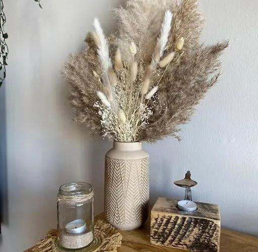 Luxury Huge Modern Open Plan 2bedroom Flat - Free Private Parking & Balcony Located At The Ovo Hydro And Sec Centre