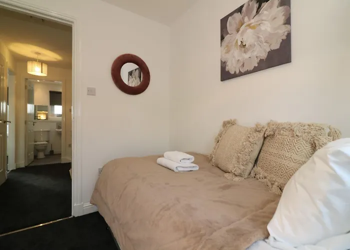 Signature - Belvidere House Апартаменты