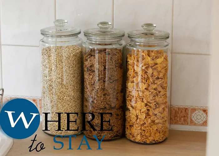 Apartament Bright 1 Bedroom Apartment-private Parking *