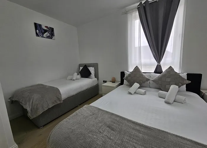 Lovely House With Private Parking! Glasgow! Holiday home Glasgow