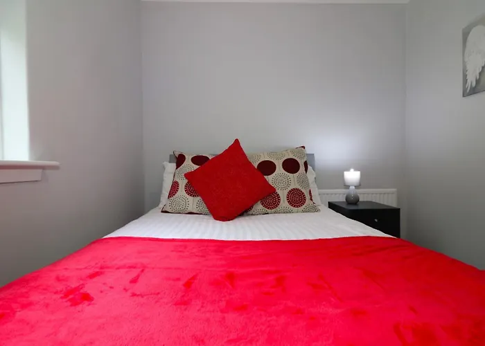 Signature - Huntley House Apartment Glasgow