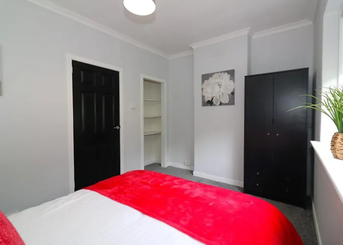 Signature - Huntley House Glasgow