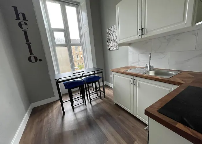 Appartamento West End Cosy Pop Of Colour - Pass The Keys *