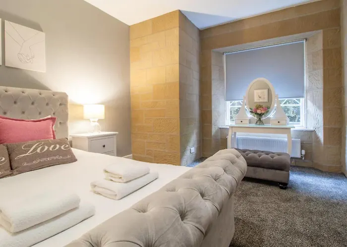 Private Garden West End With Parking - Pass The Keys * 글라스고