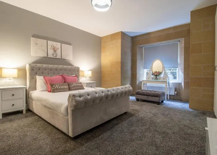 Private Garden West End With Parking - Pass The Keys * 글라스고