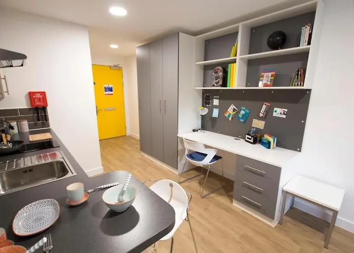 For Students Only - Foundry Courtyard In Glasgow