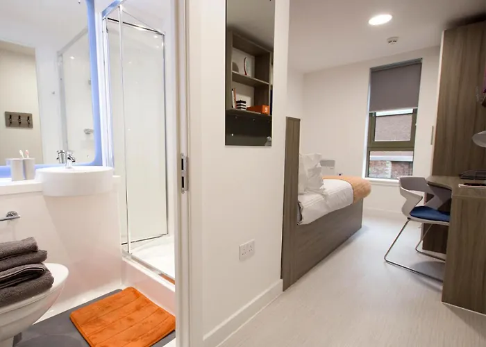 For Students Only - Foundry Courtyard In Glasgow